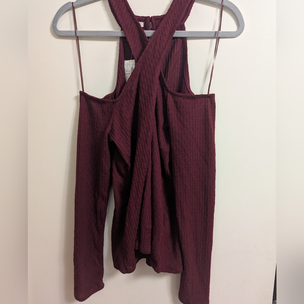 Maroon Maurices keyhole sweater top could shoulder size medium